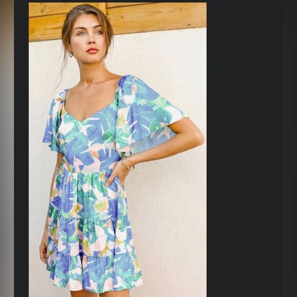 Greylin Jackie Printed Mini Dress Sz Medium - Picture 1 of 6